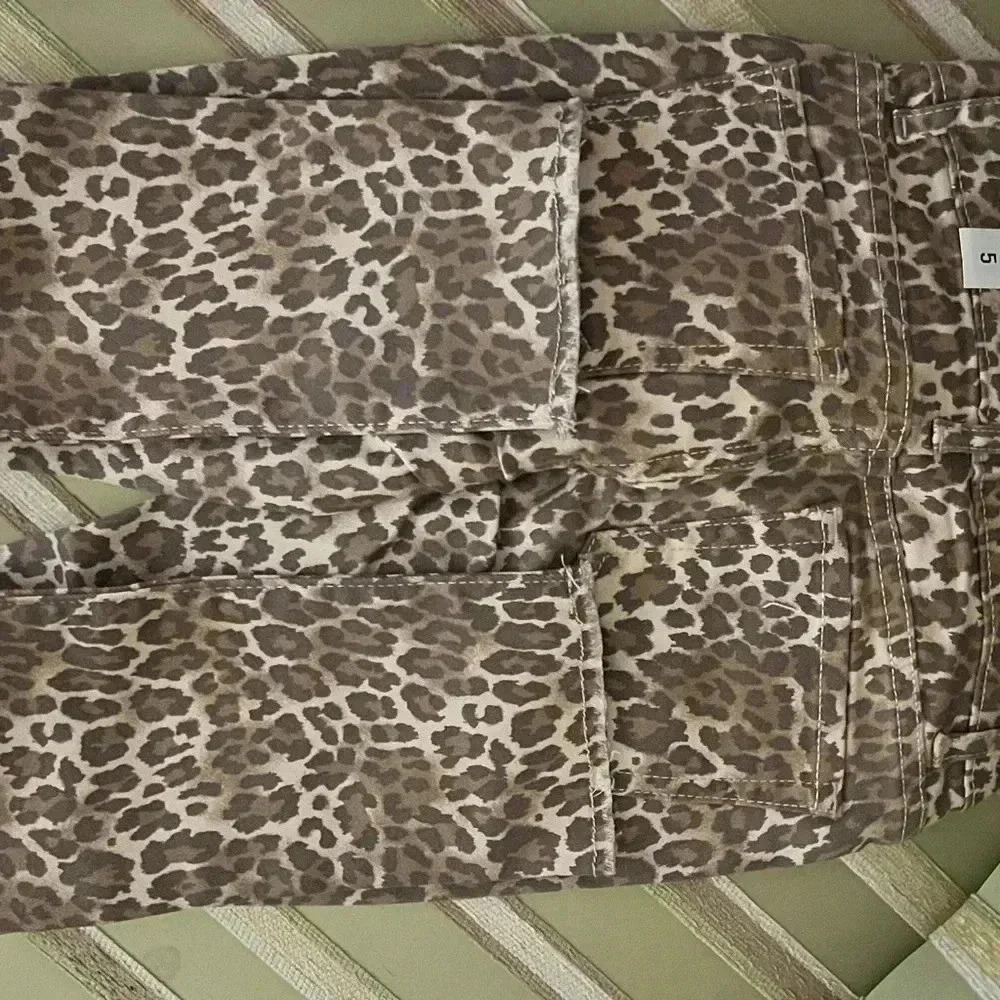 GIRLS CHILDRENS PLACE LEOPARD PRINT DISTRESSED JEGGINGS NWT SZ 5 - Picture 11 of 12